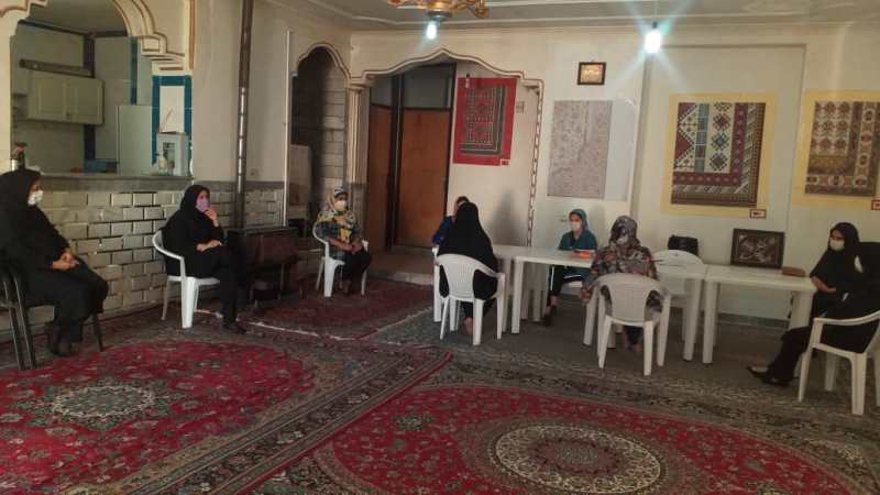 آموزش ‌2 رشته صنایع‌دستی به‌صورت مجازی در مهران